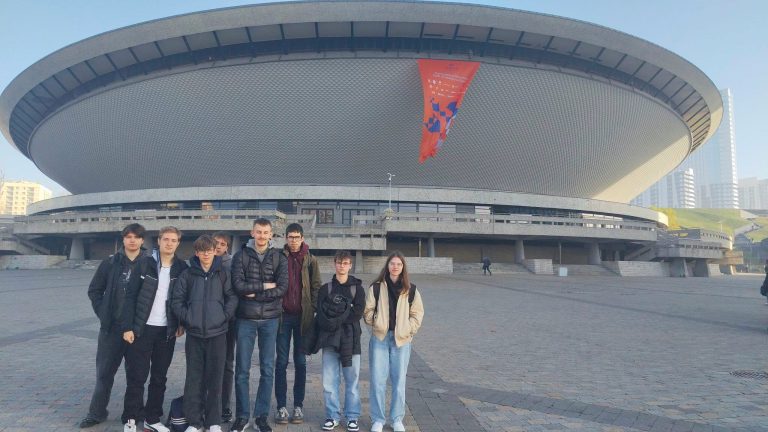 Szachowe emocje w katowickim Spodku – nasi uczniowie na Synerise Cup 2026